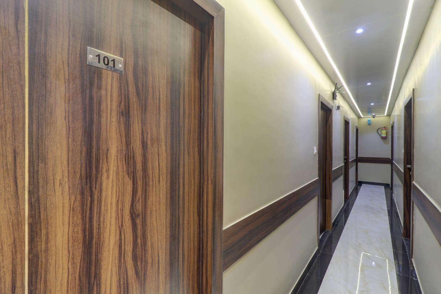 Hotel New Blue Sapphire Residency Mumbai Exterior photo